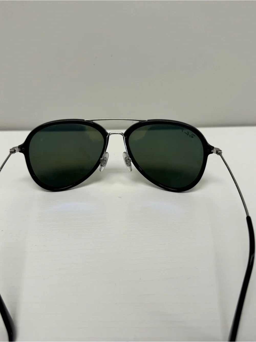 Ray-Ban polarized Black Frame with Silver Metal Aviator Sunglasses